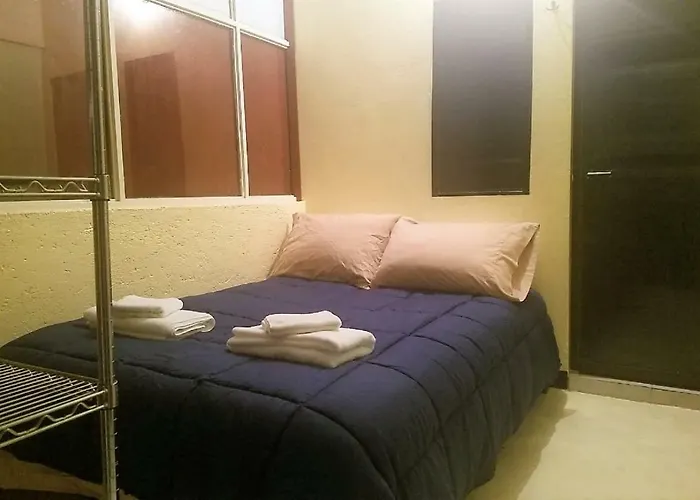 Guest house C Huespedes Sn Angel - Confirme Reservacion Al Telefono Siempre - Mexico City